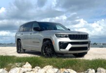 Four Play: Jeep Grand Cherokee L Summit The Jeep Grand Cherokee L Summit is offered in an Obsidian package. Photo by Howard Walker